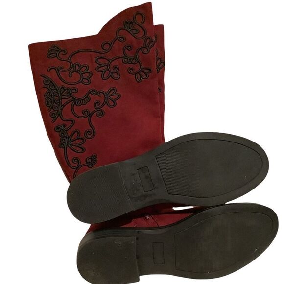 Knee High Fashion Boots by Cloud Walkers - Picture 3 of 10